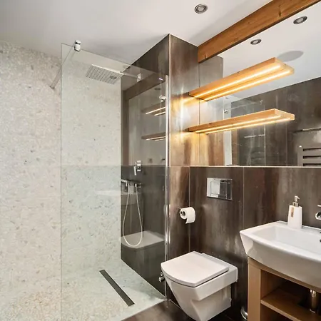 Prezidentsky V Rezidencii Hotela Kukucka * Tatranská Lomnica