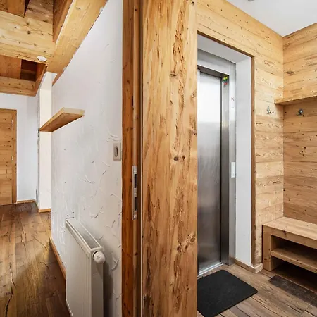 Апартаменты Prezidentsky V Rezidencii Hotela Kukucka *