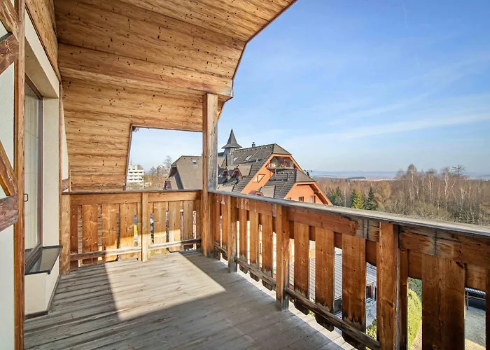 Prezidentsky V Rezidencii Hotela Kukucka Apartman Tátralomnic